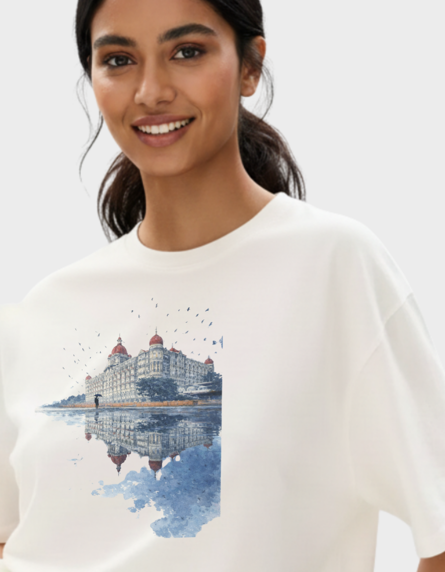 Taj Palace Hotel Unisex Oversized Standard T-Shirt