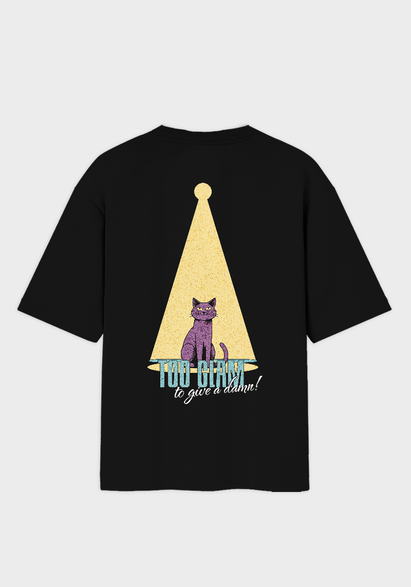 Sassy Cat Spotlight Graphic -Unisex Oversized T-Shirt