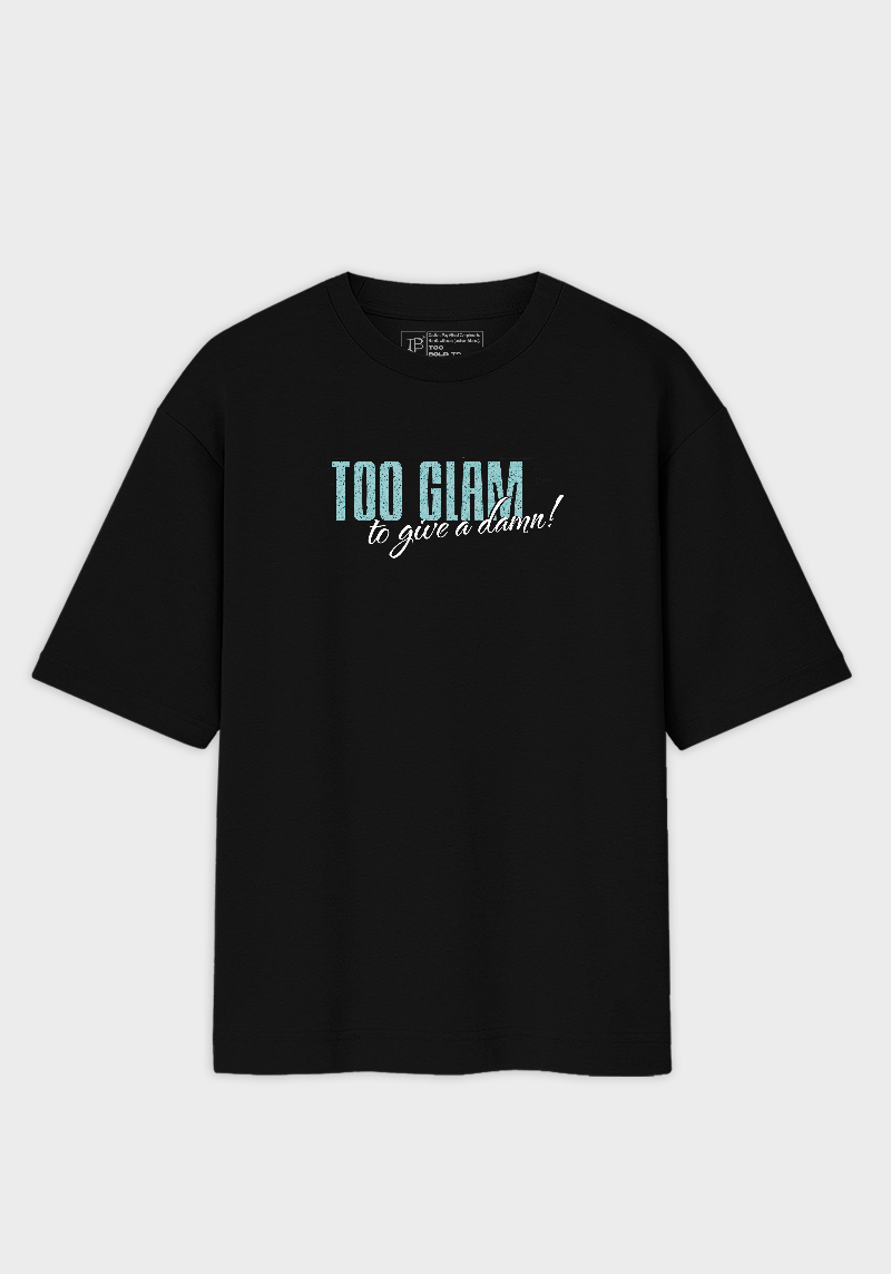 Sassy Cat Spotlight Graphic -Unisex Oversized T-Shirt